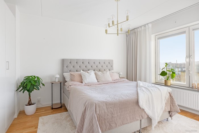 12625363_17-328-16_photo_web